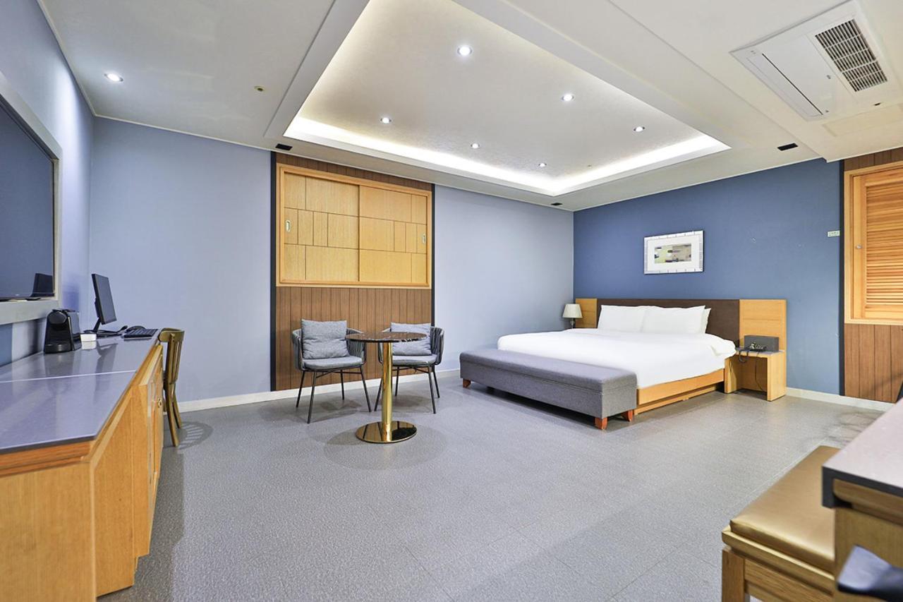 Seomyeon Ib Hotel Busan Exterior foto